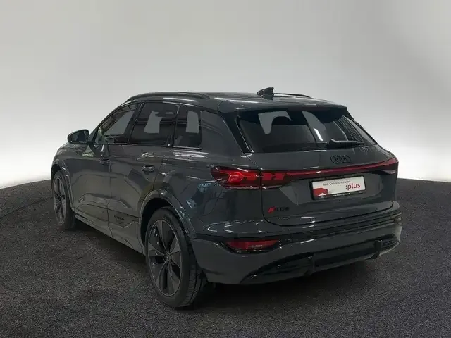 Audi SQ6 e-tron