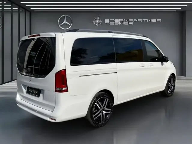 Mercedes-Benz V 250