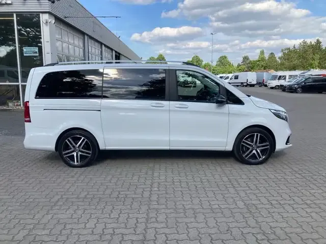 Mercedes-Benz V 250