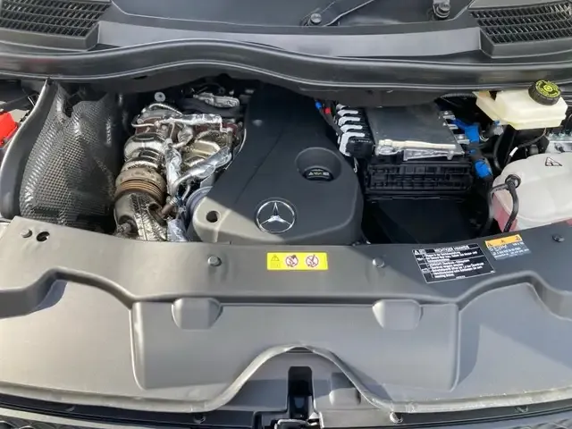 Mercedes-Benz V 250