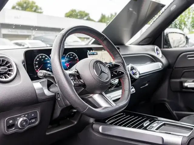 Mercedes-Benz GLB 250