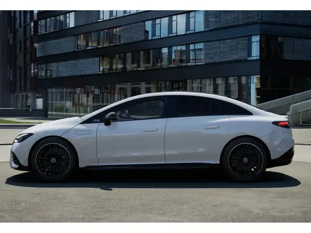 Mercedes-Benz EQE 300
