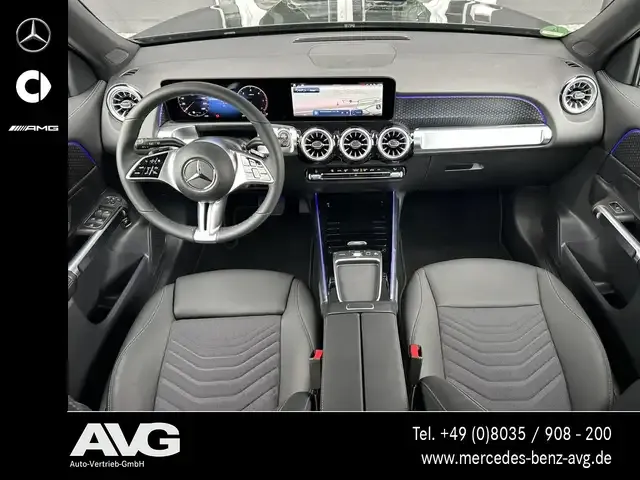 Mercedes-Benz GLB 200