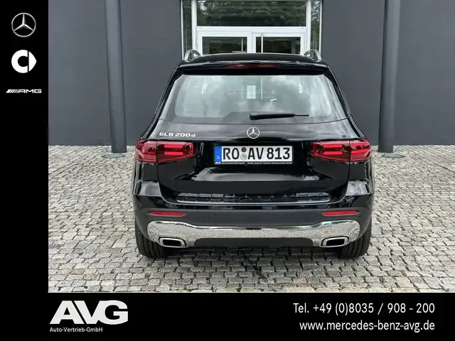 Mercedes-Benz GLB 200
