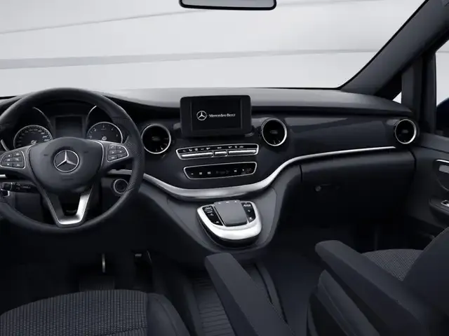 Mercedes-Benz V 220