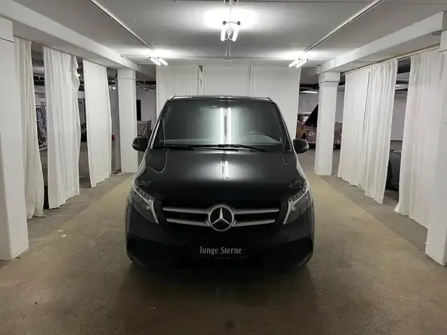 Mercedes-Benz V 300