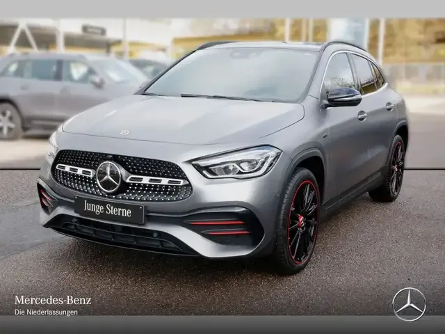 Mercedes-Benz GLA 250