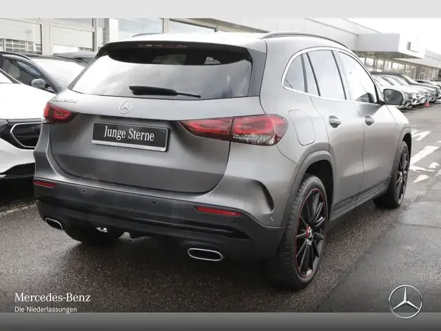 Mercedes-Benz GLA 250