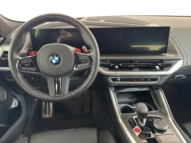 BMW XM