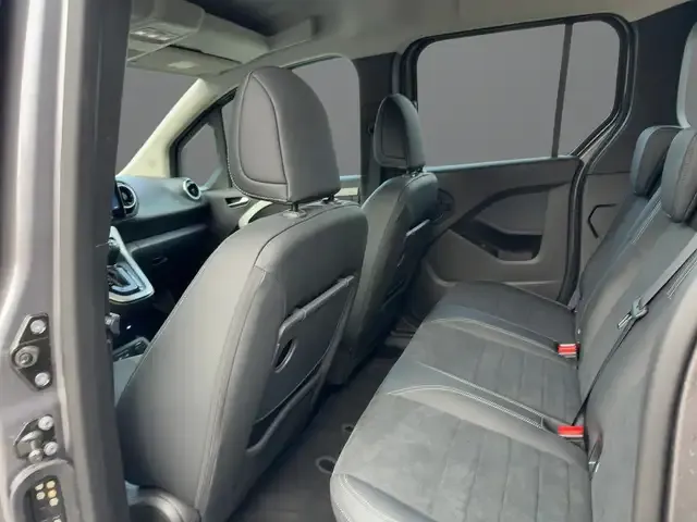 Mercedes-Benz T-Class