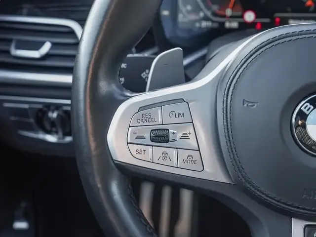 BMW 740