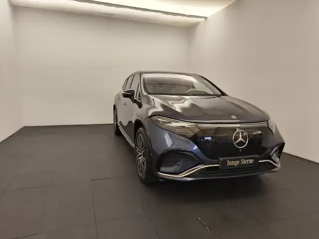 Mercedes-Benz EQS SUV