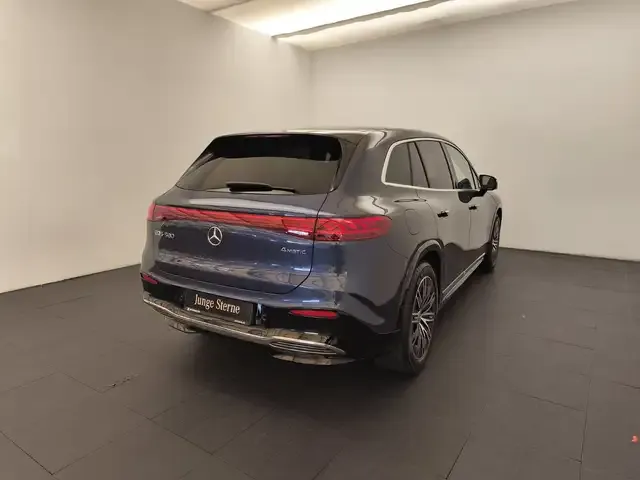 Mercedes-Benz EQS SUV