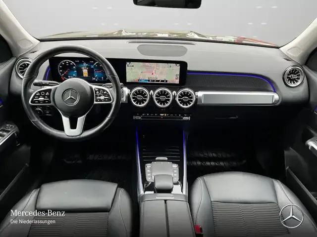 Mercedes-Benz GLB 200