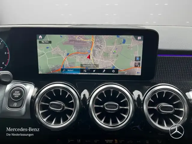 Mercedes-Benz GLB 200