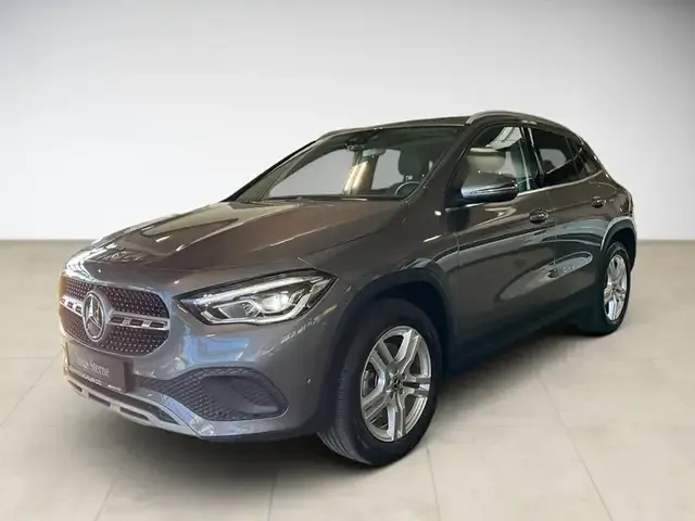 Mercedes-Benz GLA 250
