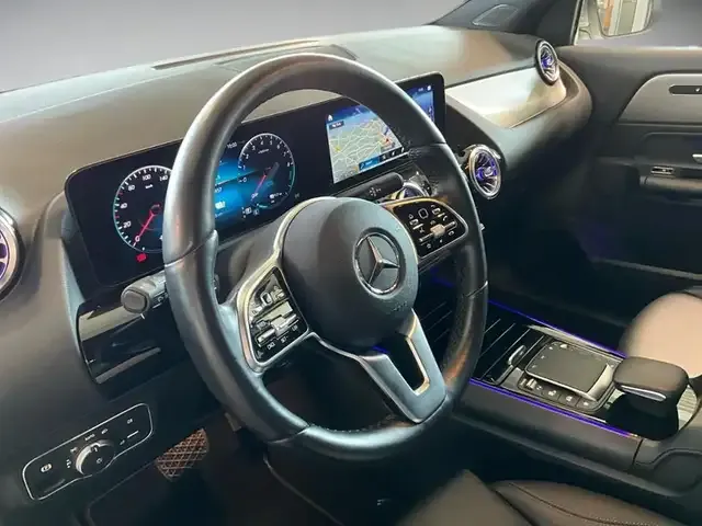 Mercedes-Benz GLA 250