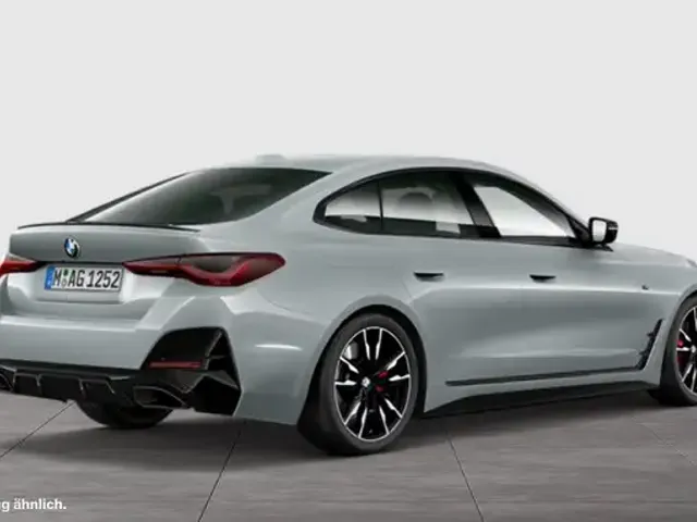 BMW 440