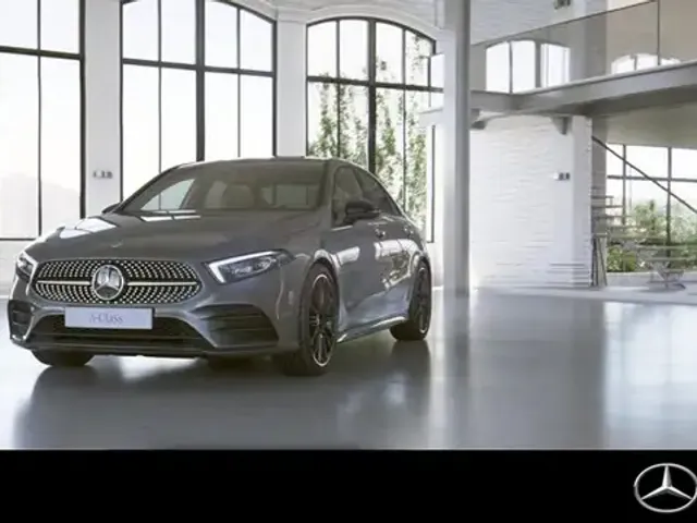 Mercedes-Benz A 220