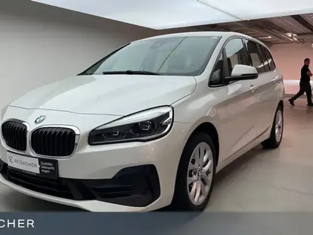 BMW 220