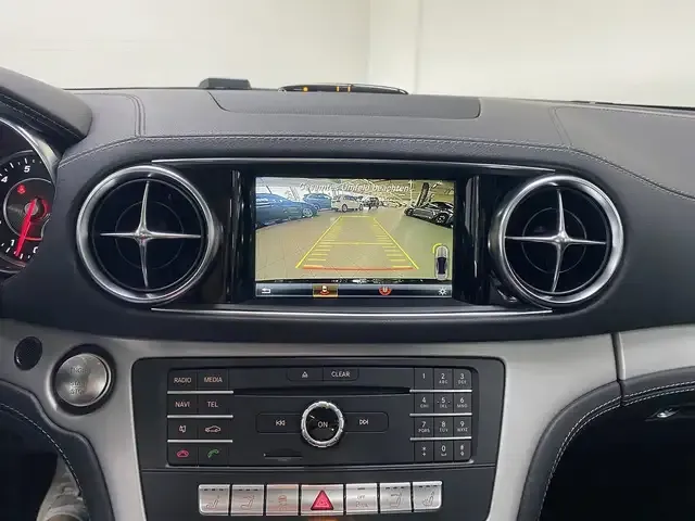 Mercedes-Benz SL 400