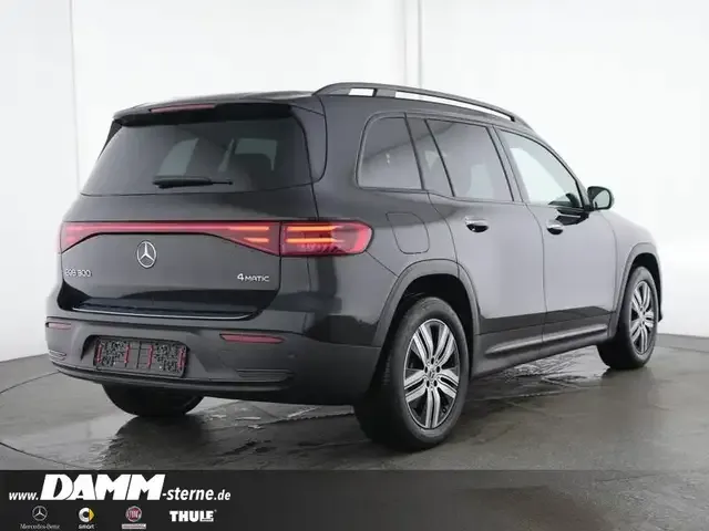 Mercedes-Benz EQB 300