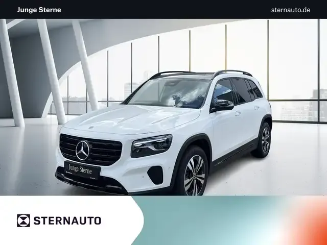 Mercedes-Benz GLB 220