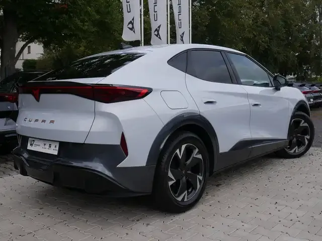 CUPRA Tavascan