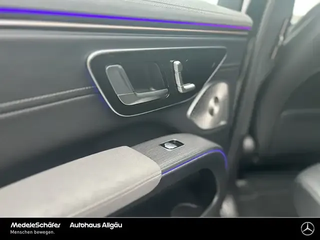 Mercedes-Benz EQS SUV