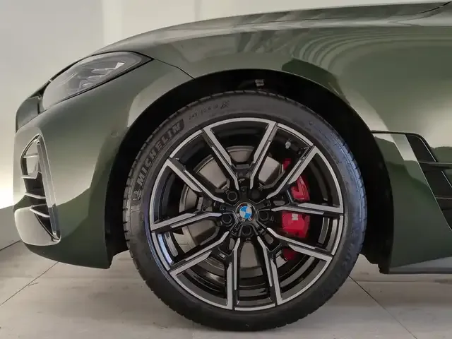 BMW 440