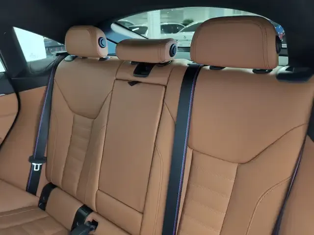 BMW 440