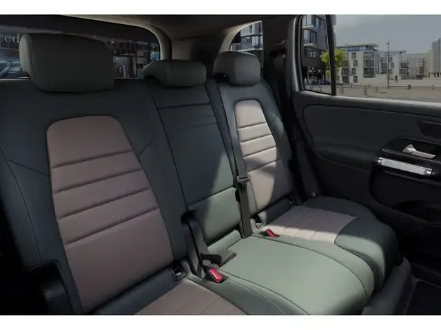 Mercedes-Benz EQB 250