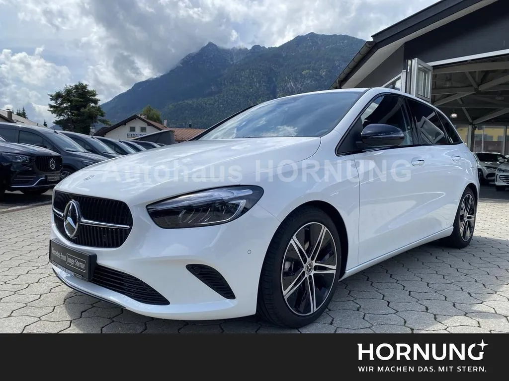 Mercedes-Benz B 200