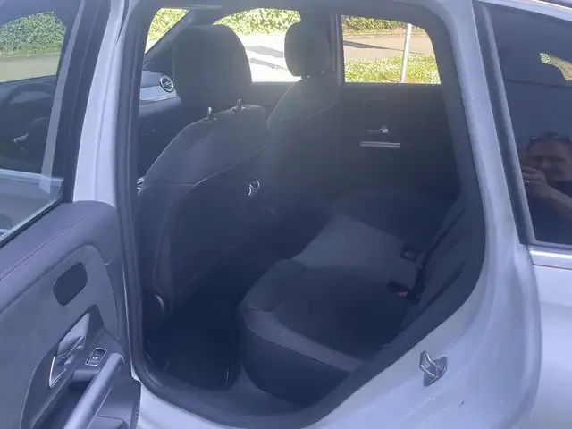Mercedes-Benz B 250