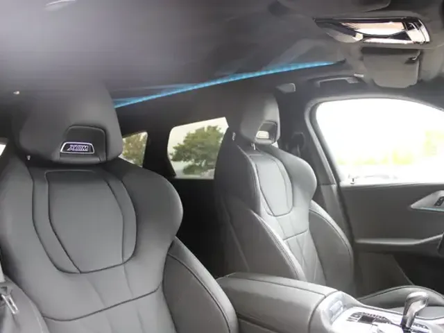 BMW XM