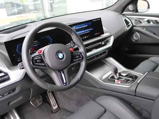 BMW XM