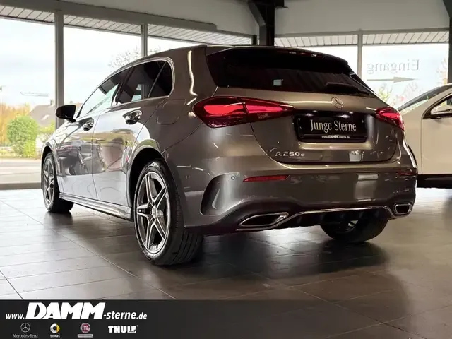 Mercedes-Benz A 250