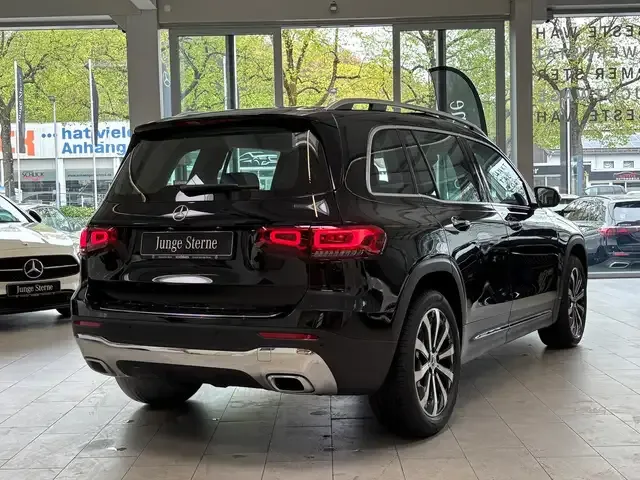Mercedes-Benz GLB 250