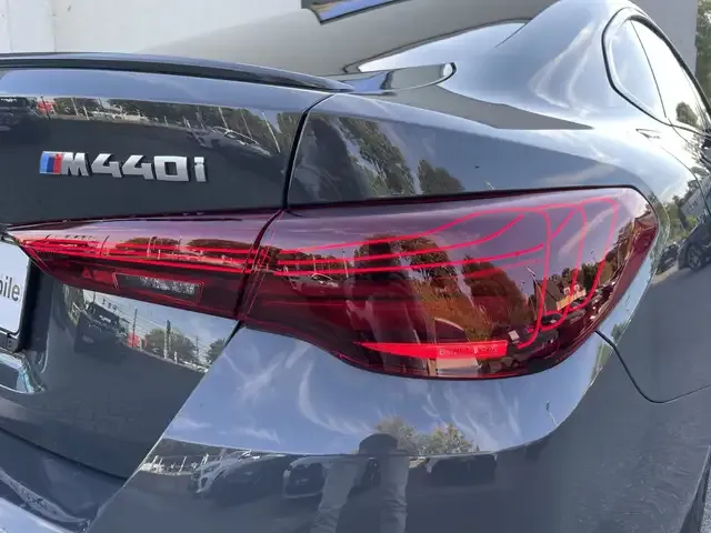 BMW 440