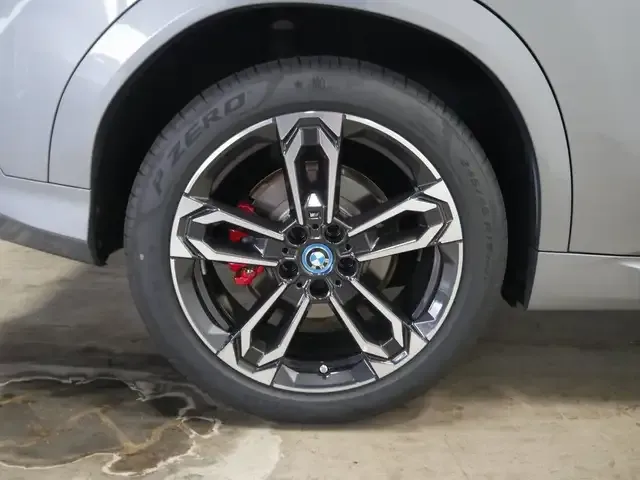 BMW iX2