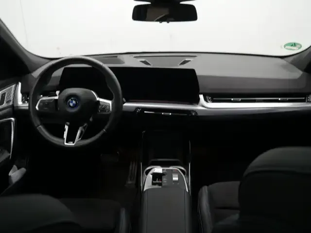 BMW iX2