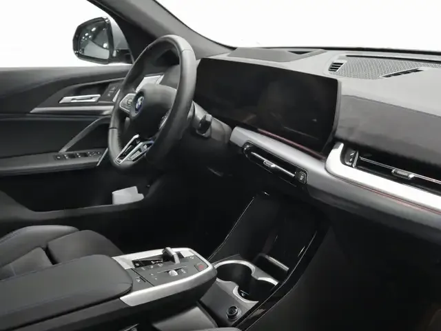 BMW iX2
