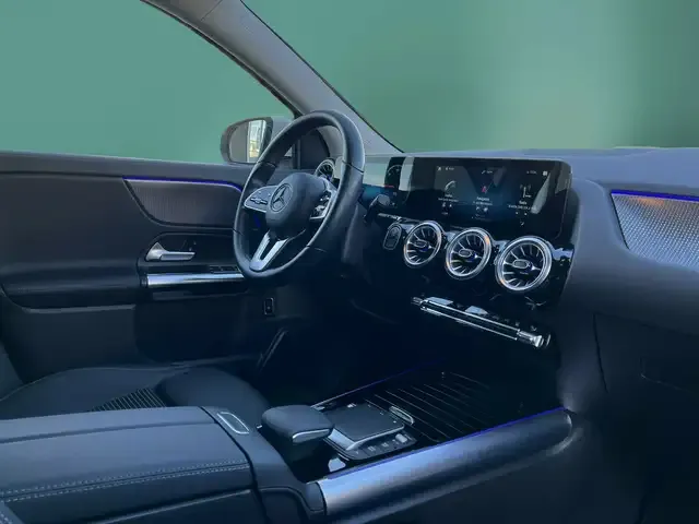Mercedes-Benz EQA 250