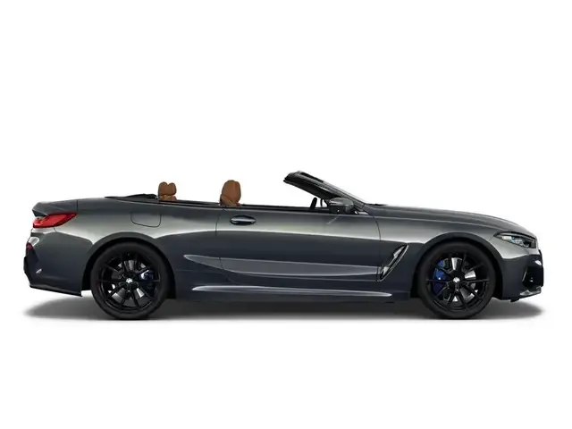 BMW 840