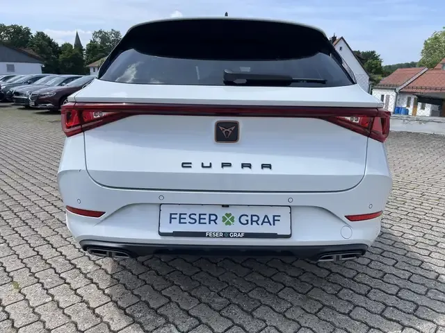 CUPRA Leon