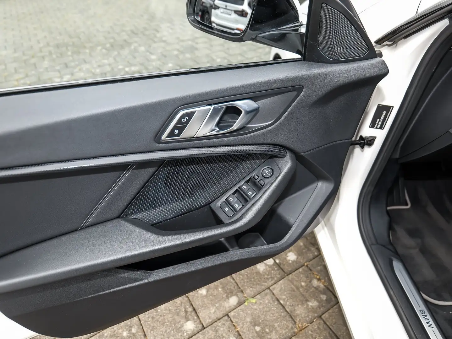 BMW 216