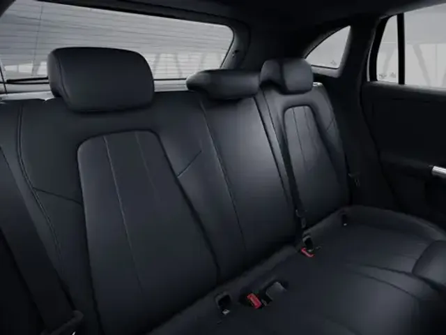 Mercedes-Benz GLA 220