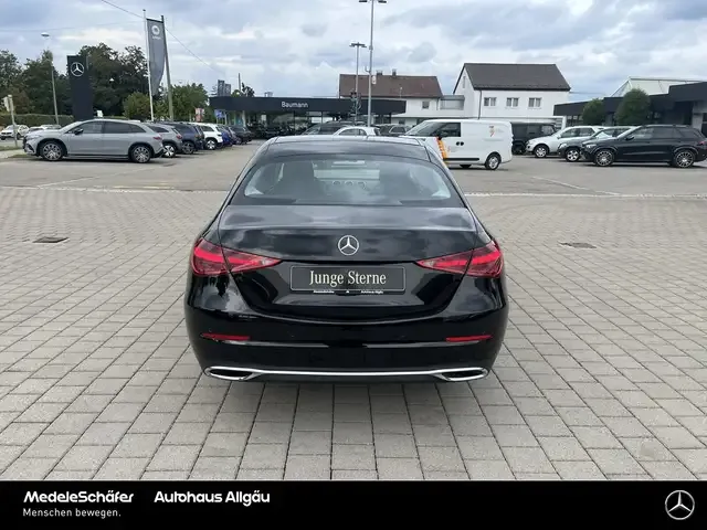 Mercedes-Benz C 220