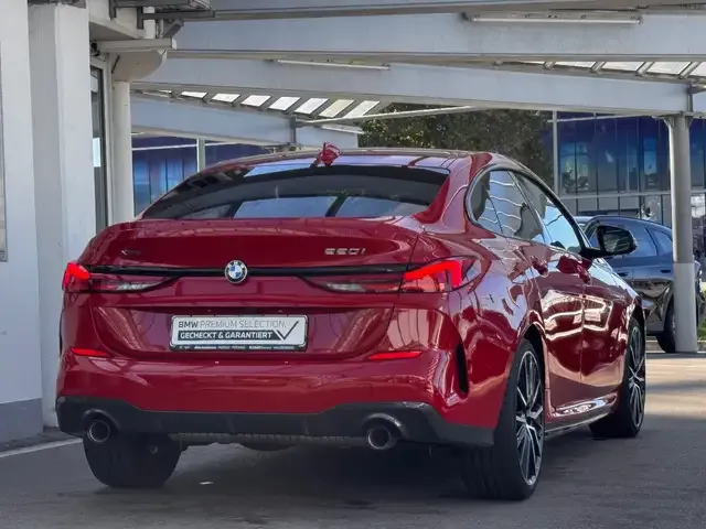 BMW 220
