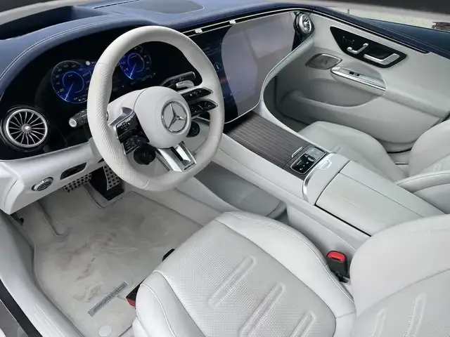 Mercedes-Benz EQE 53